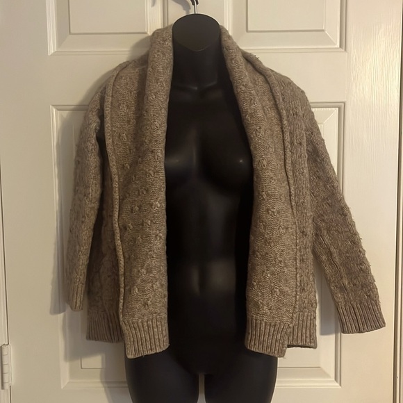 Vince Tuck Stitch Cardigan Heather Khaki Tan - Picture 2 of 8